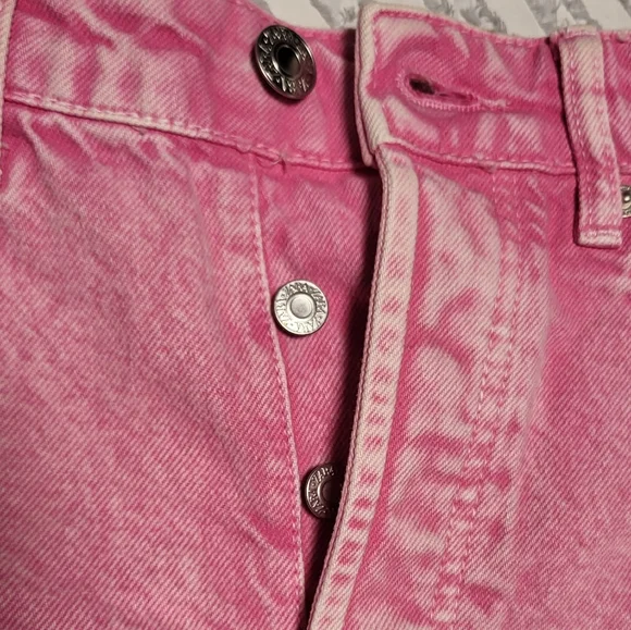SOLD " Zara Distress Pink Jean Shorts 26 - Picture 4 of 9
